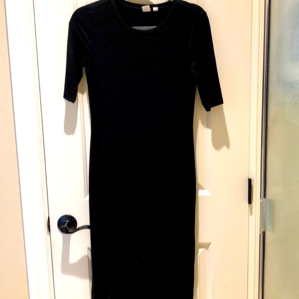 Black midi dress